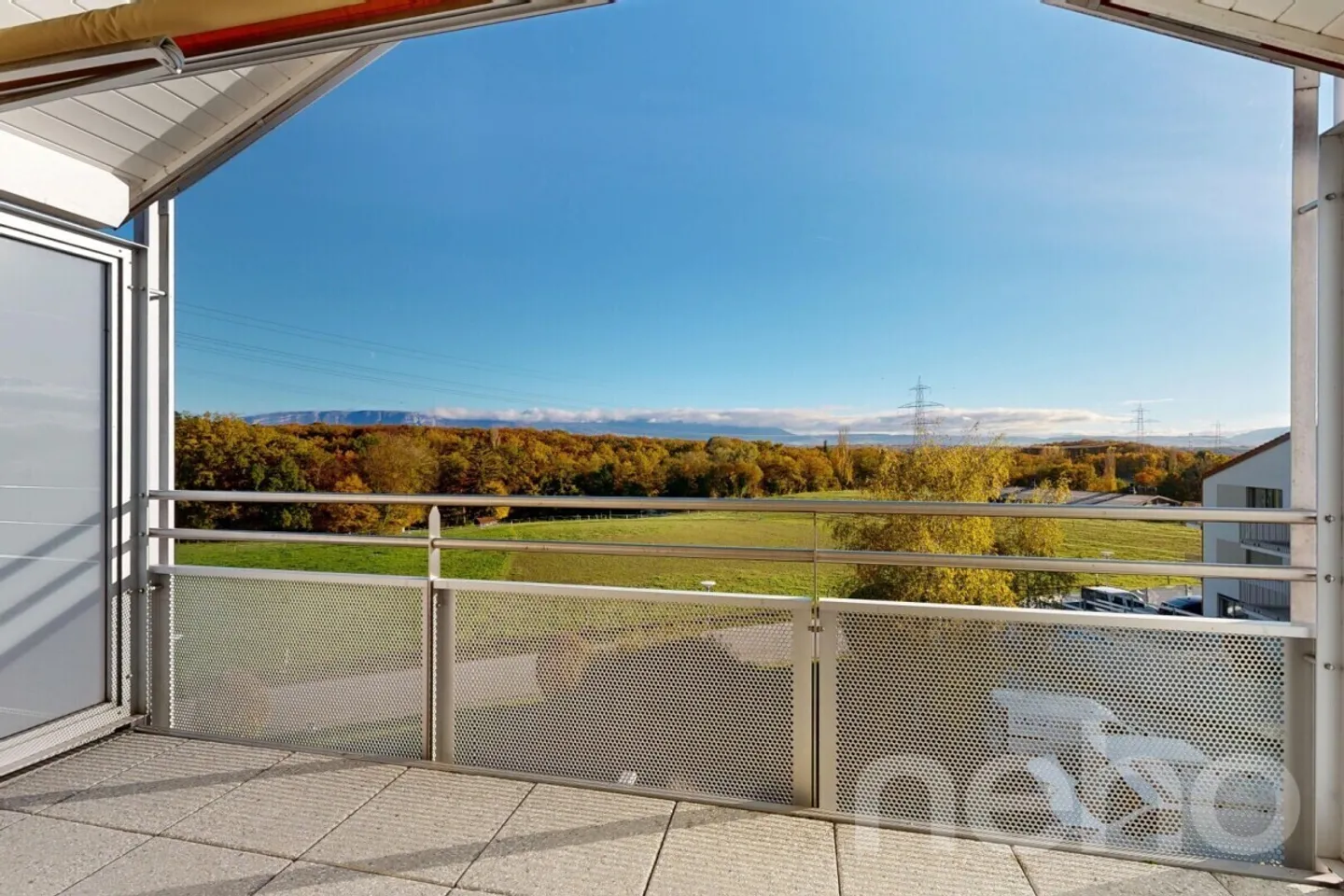 A deux pas de la gare et 20 minutes du centre-ville - Photo 3 sur 12