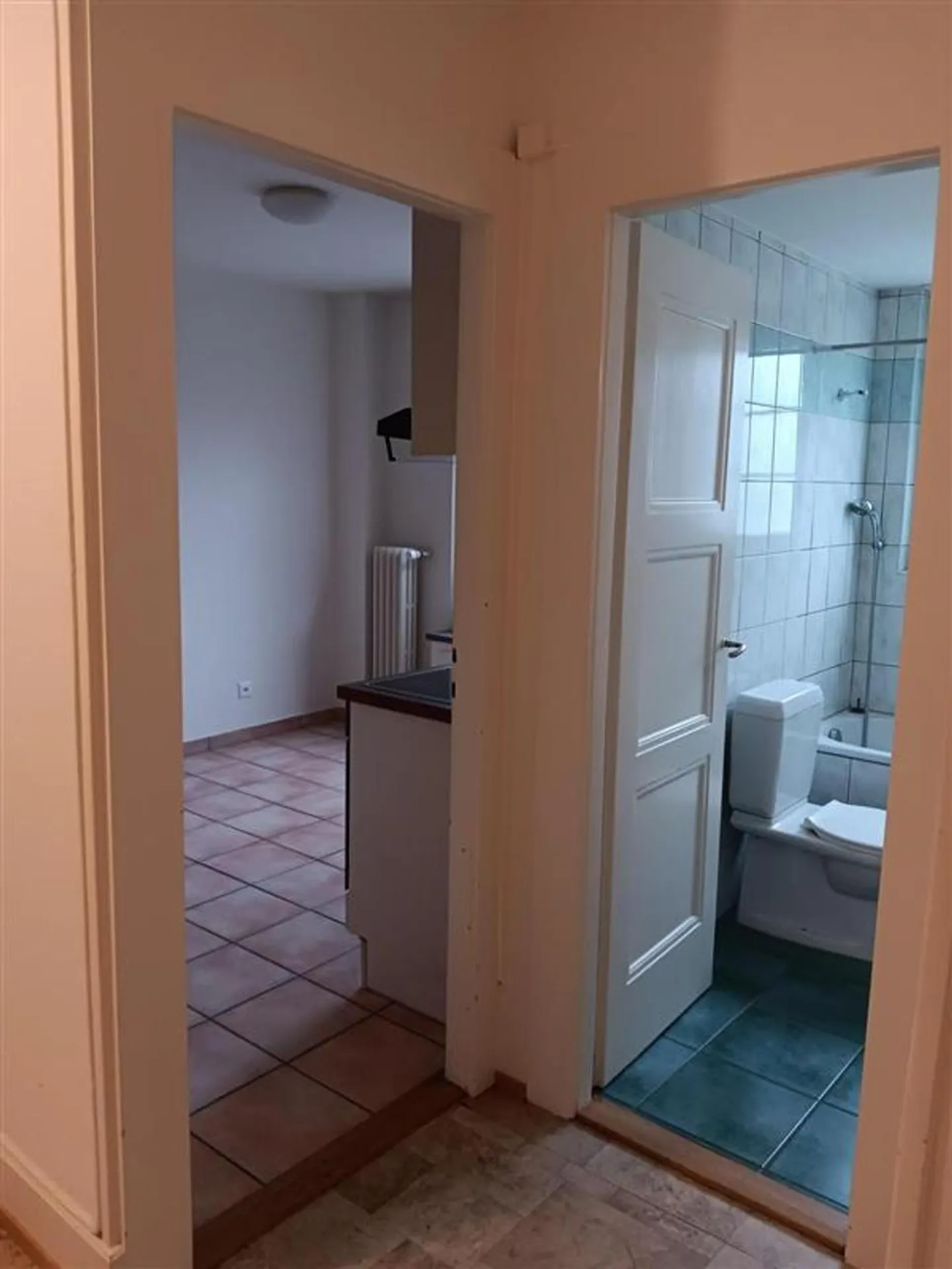 2-Zimmer-Wohnung in der Nähe aller Annehmlichkeiten - Foto 6 von 10