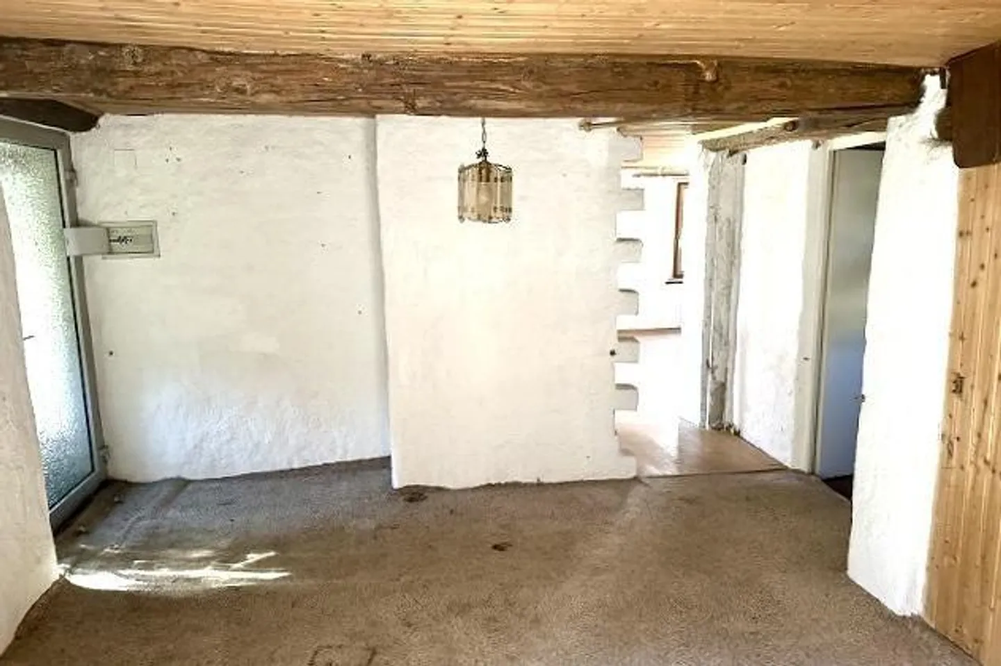 Three House Parts with Large Garden - Photo 13 of 49