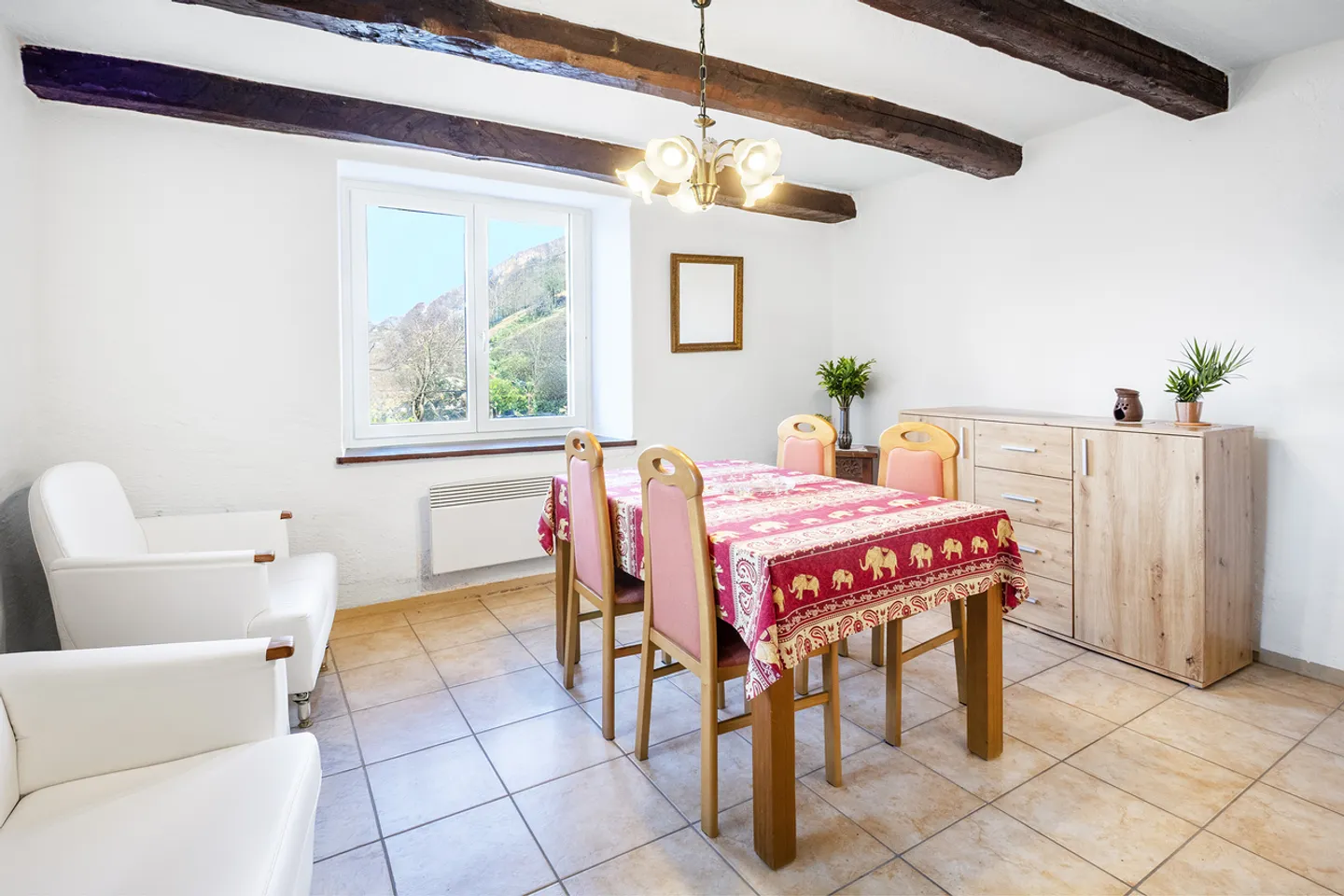 Charming Vacation Home with Lake View - Photo 3 of 12