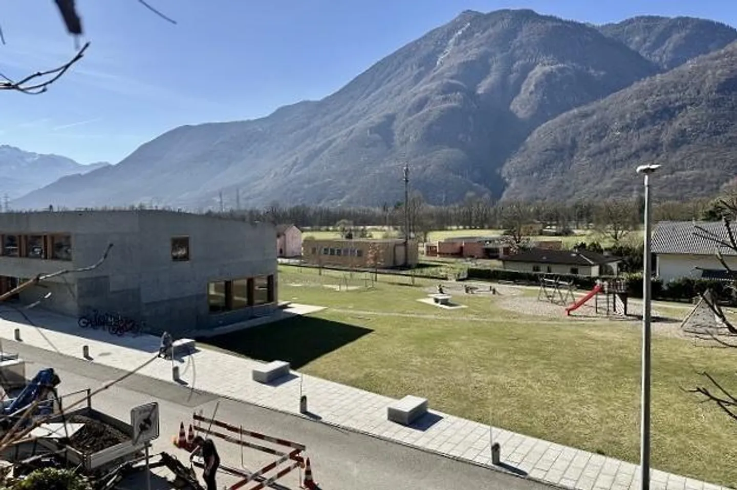 Three House Parts with Large Garden - Photo 46 of 49