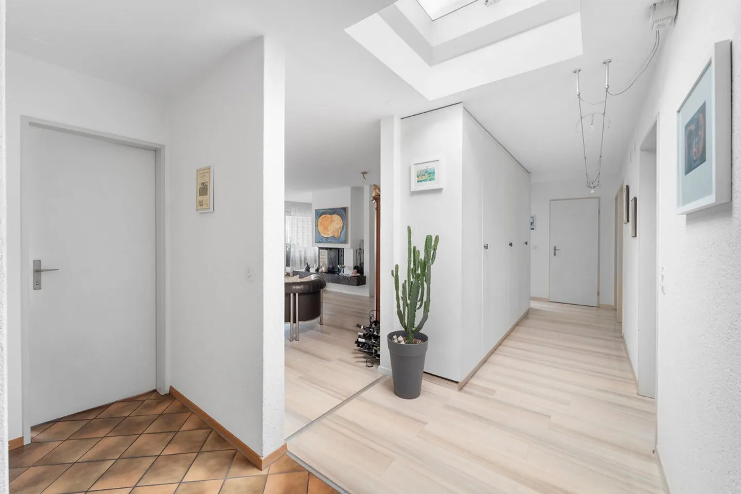 Attika-Wohnung mit Terrasse und wunderbarer, naher Rheinsicht - Foto 14 von 14