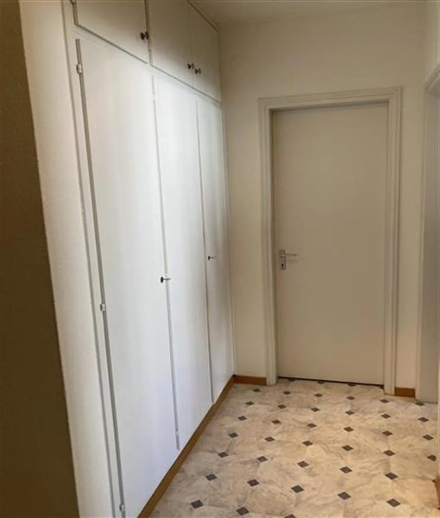 Locarno: 2.5 Room Apartment - Photo 6 of 6