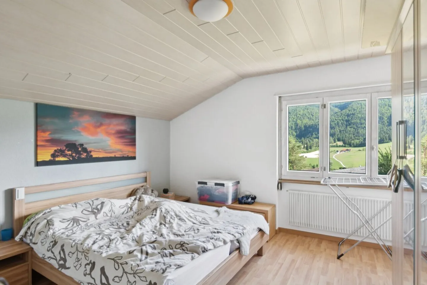 Magnificent house with two apartments and breathtaking views - Photo 25 of 26