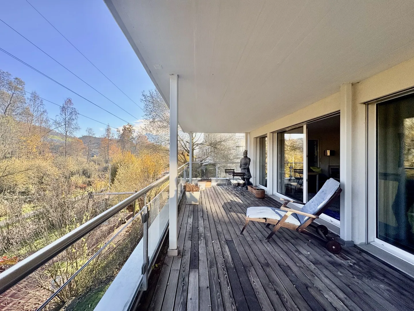 Living with a View - Charming and Quiet 2.5 Room Apartment - Photo 8 of 8