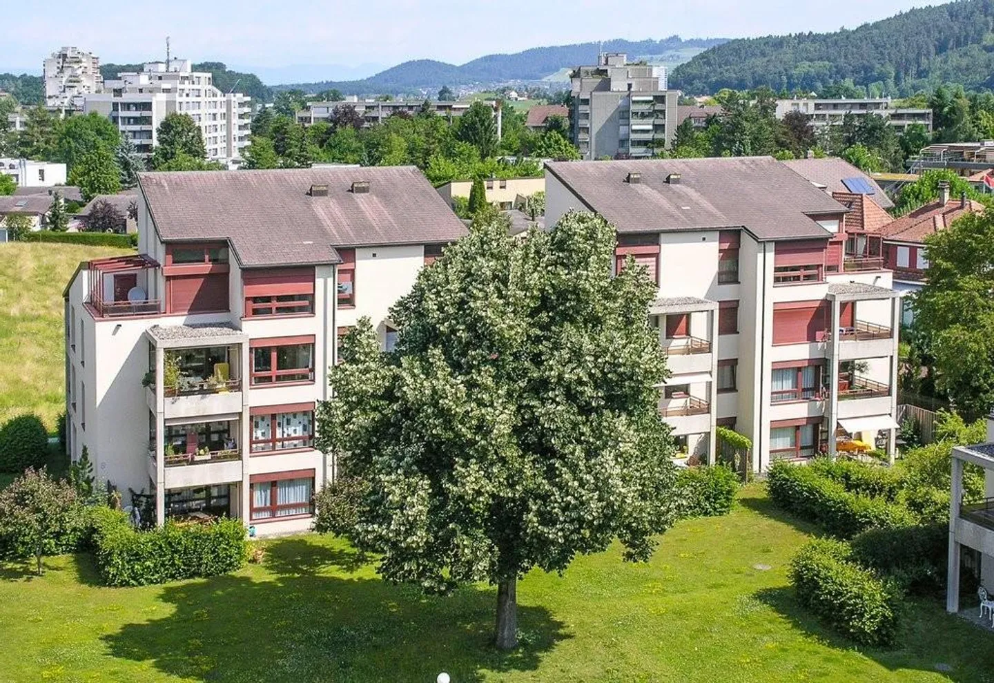 Appartement 3.5 pièces confortable dans un endroit calme - Photo 1 sur 10