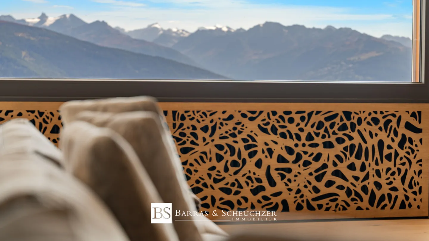 Exceptional penthouse fully renovated with breathtaking view - Photo 6 of 24