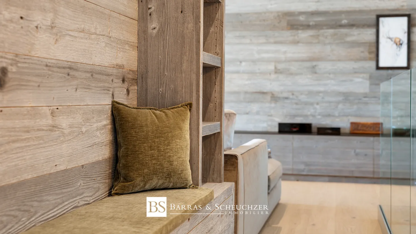 Exceptional penthouse fully renovated with breathtaking view - Photo 5 of 24