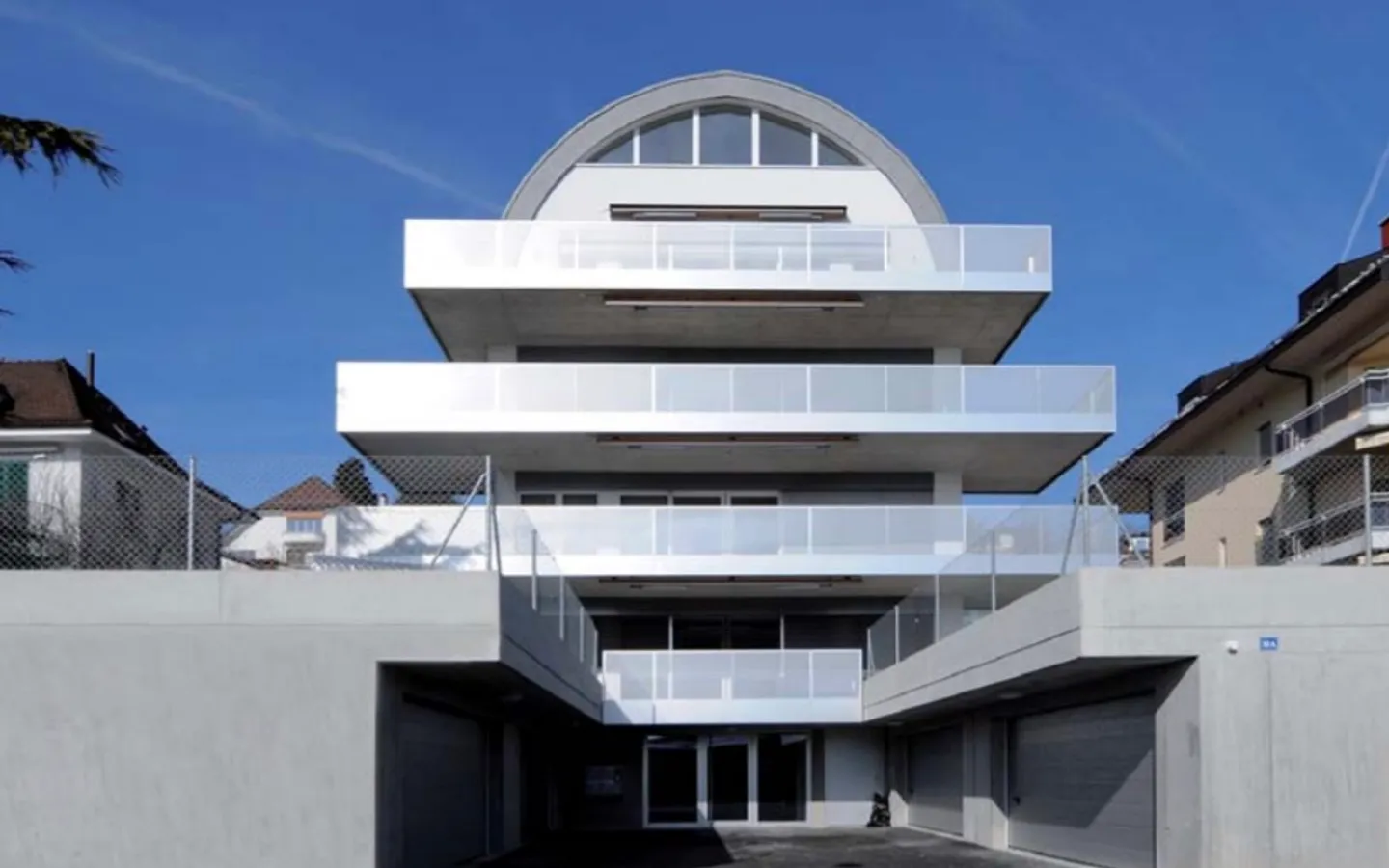 Spectacular Duplex with Lake View - Photo 1 of 5