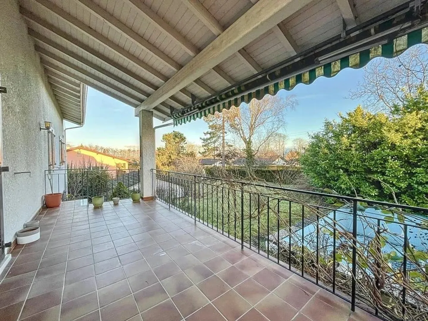 Casa con grande potenziale di ristrutturazione - Foto 1 di 13