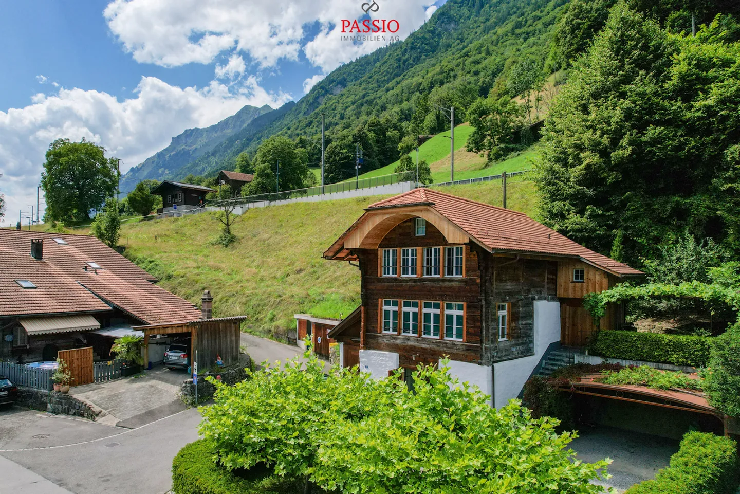 Casa storica di 3,5 stanze con studio di 1 stanza direttamente sul lago di Brienz - Foto 30 di 33