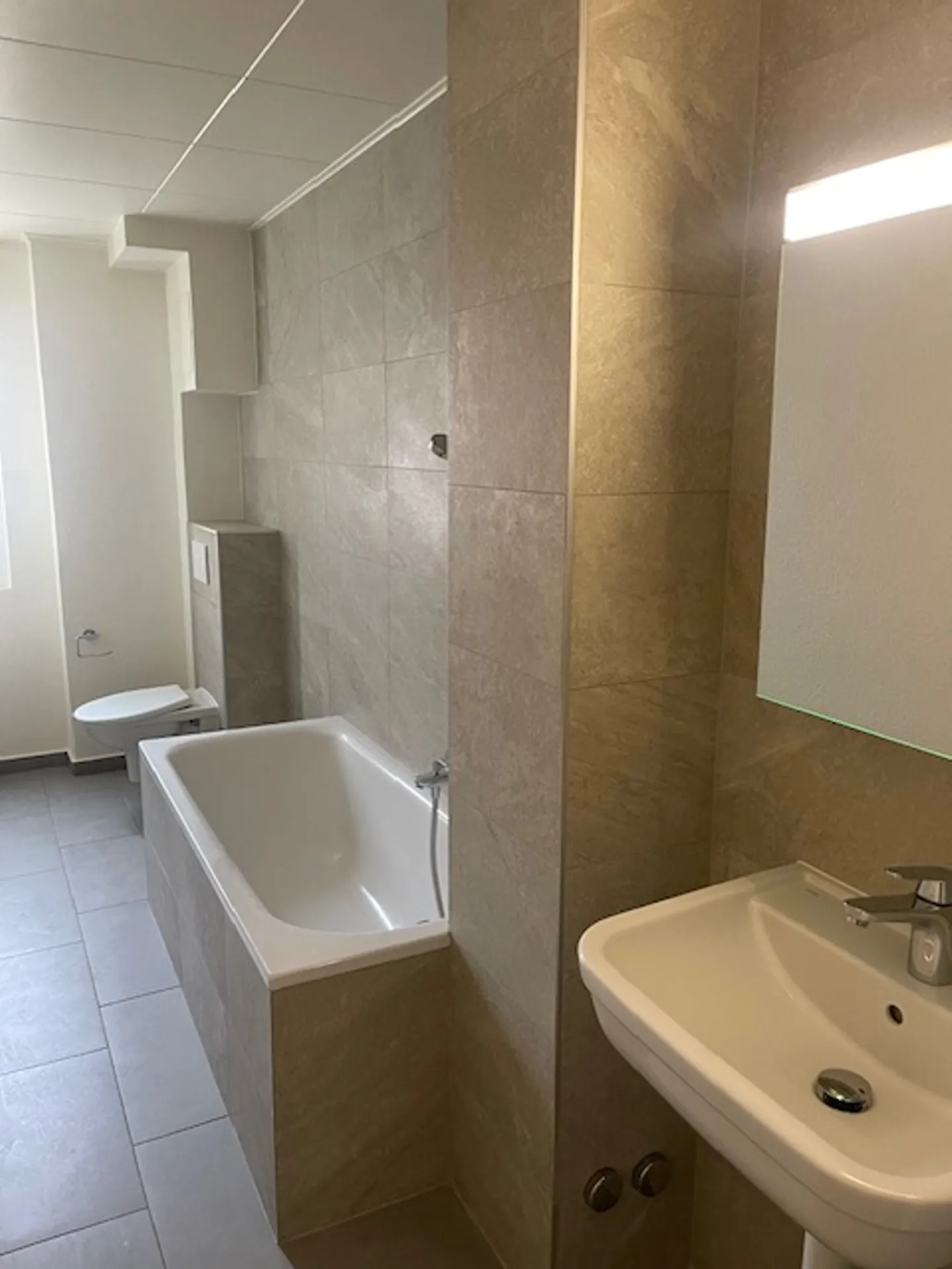 Appartamento 3 locali - Foto 3 di 14