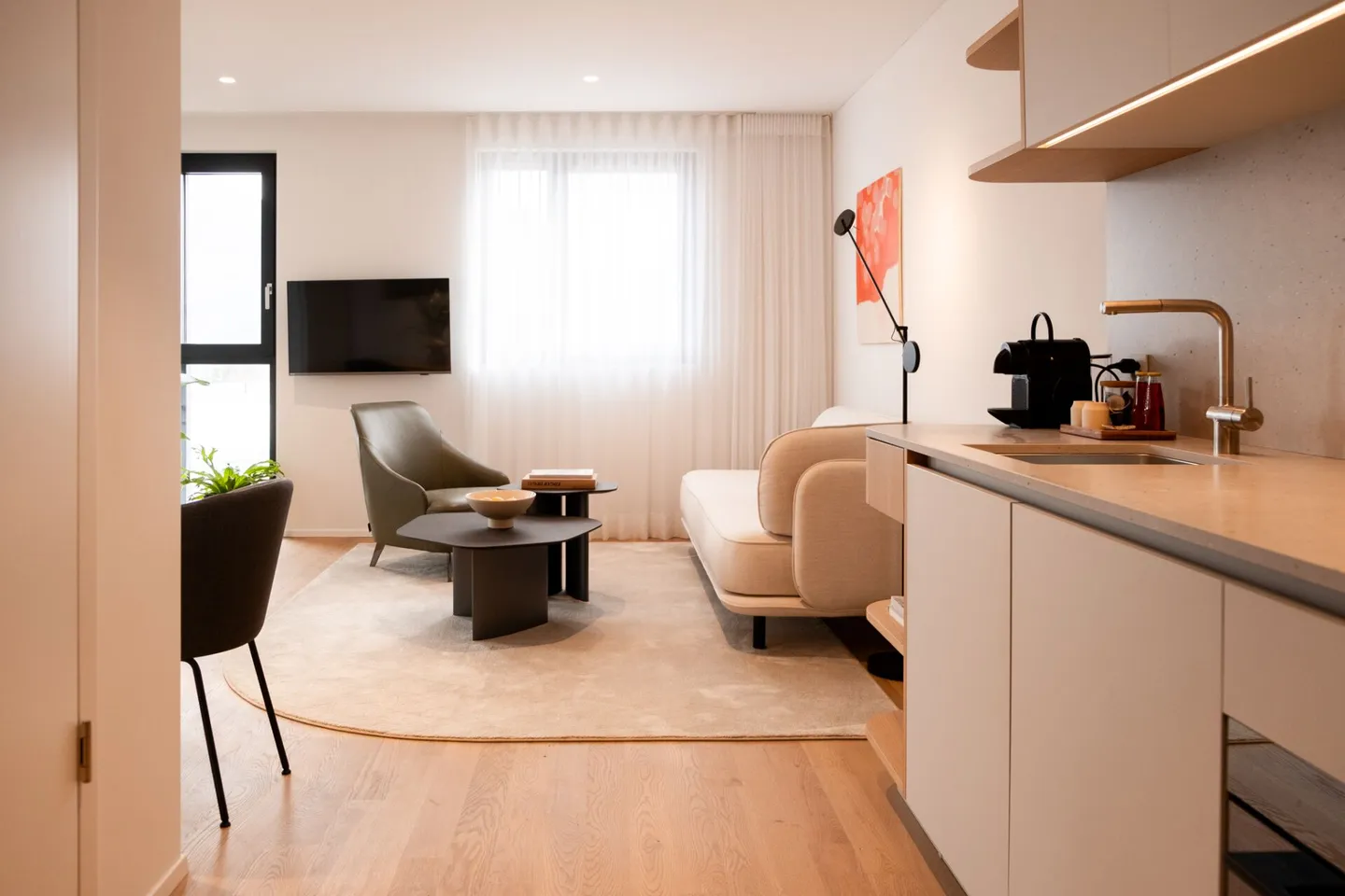 Senior living studios, one-bedroom and two-bedroom apartments long stay furnished or not - Photo 2 of 15