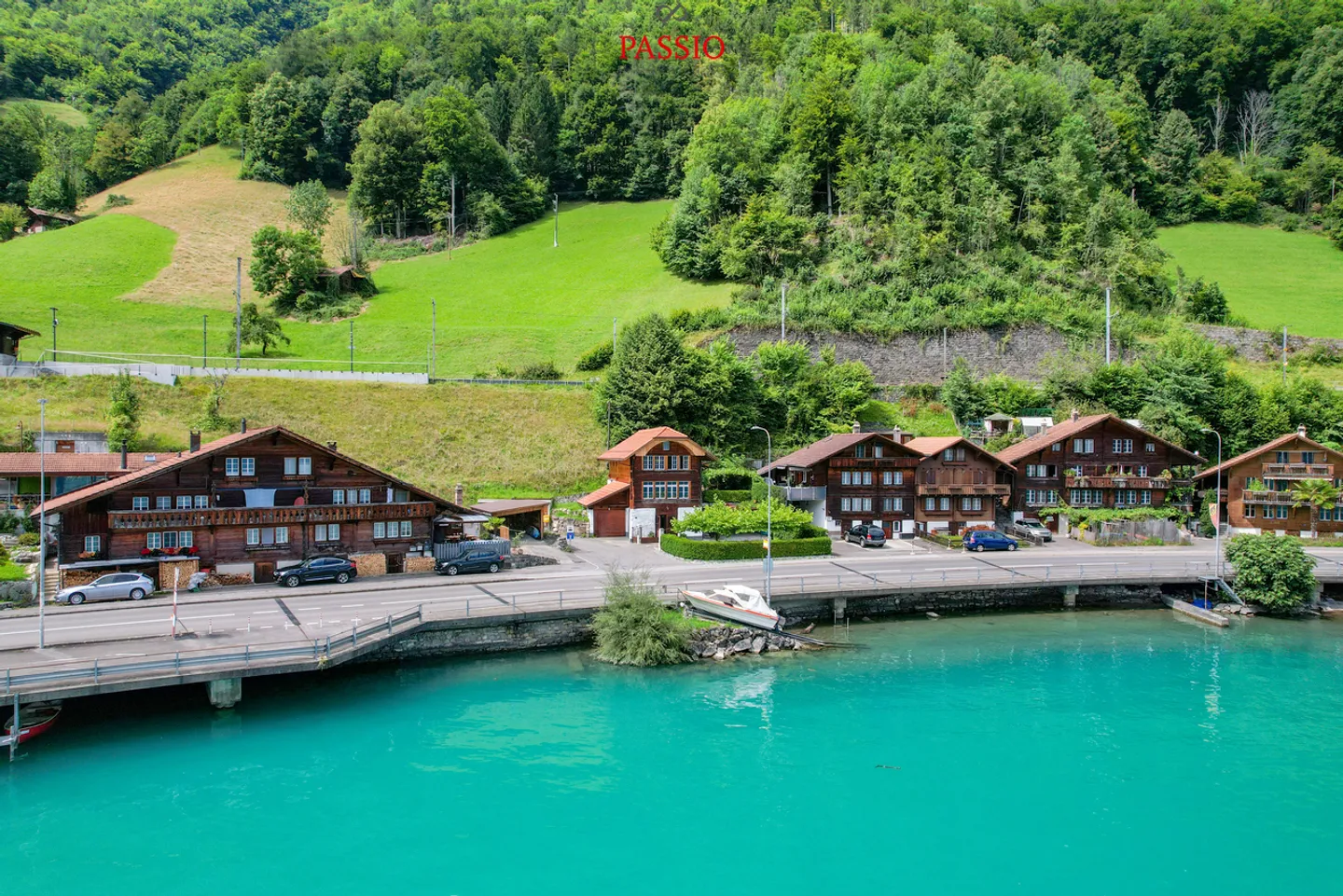 Casa storica di 3,5 stanze con studio di 1 stanza direttamente sul lago di Brienz - Foto 31 di 33