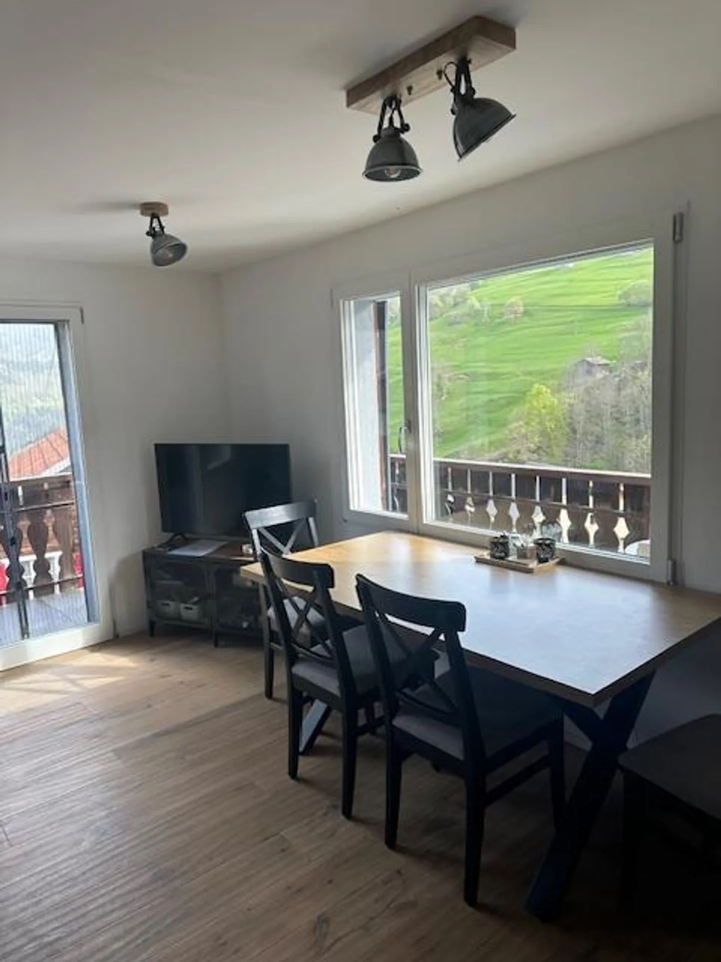 Bell'appartamento con una vista fantastica - Foto 3 di 9