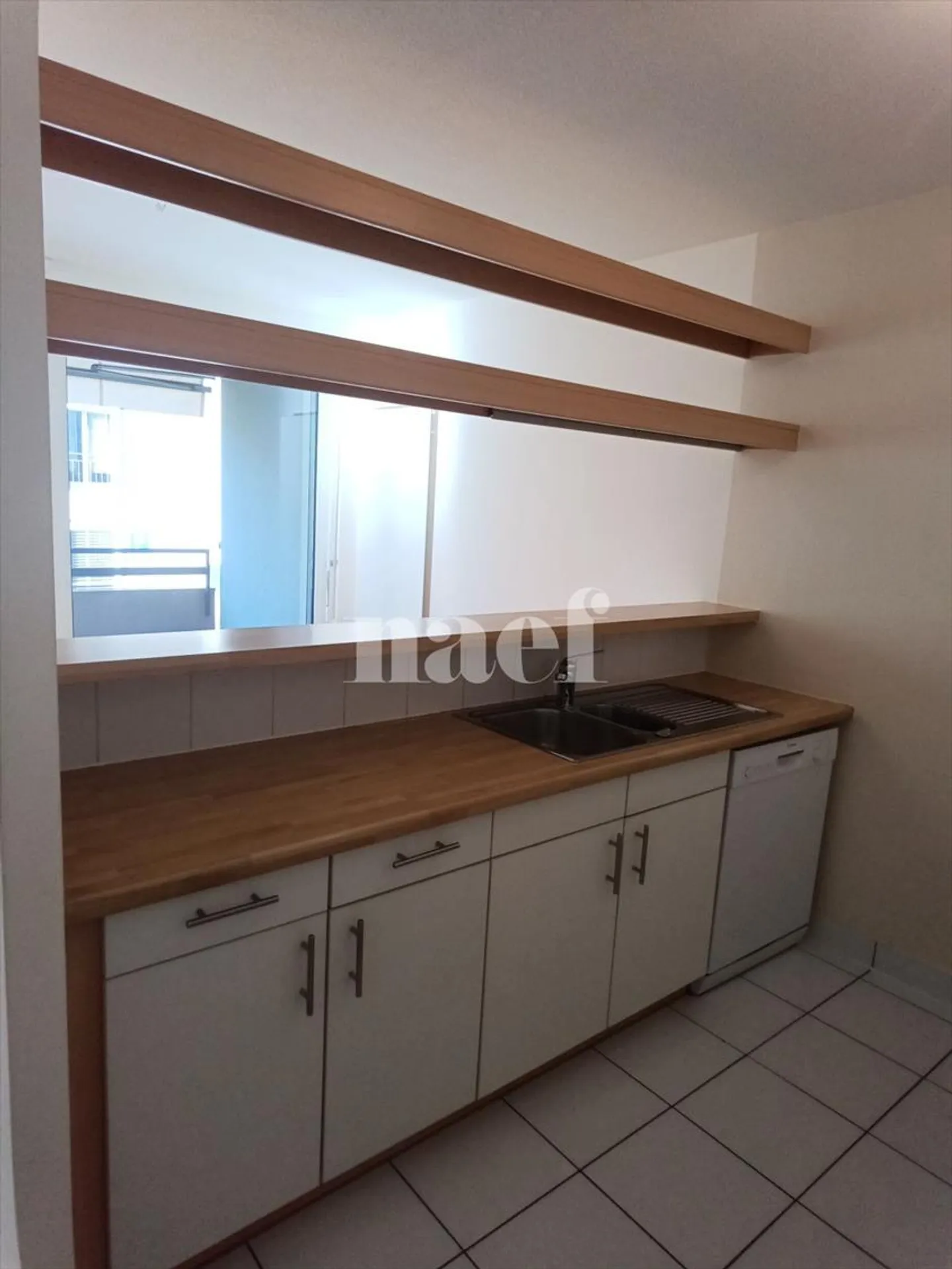 5-room apartment - Photo 4 of 6