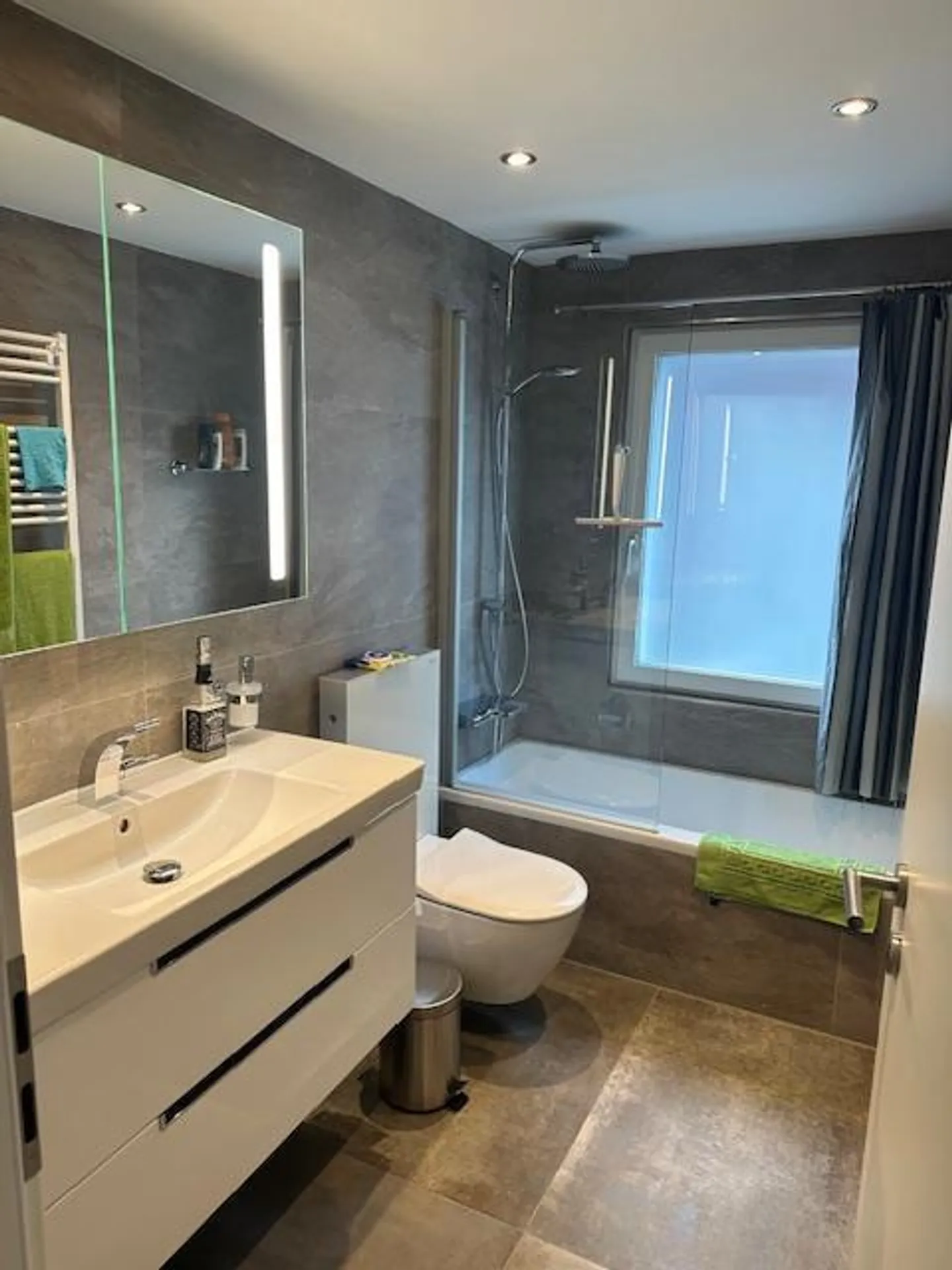 Bell'appartamento con una vista fantastica - Foto 7 di 9