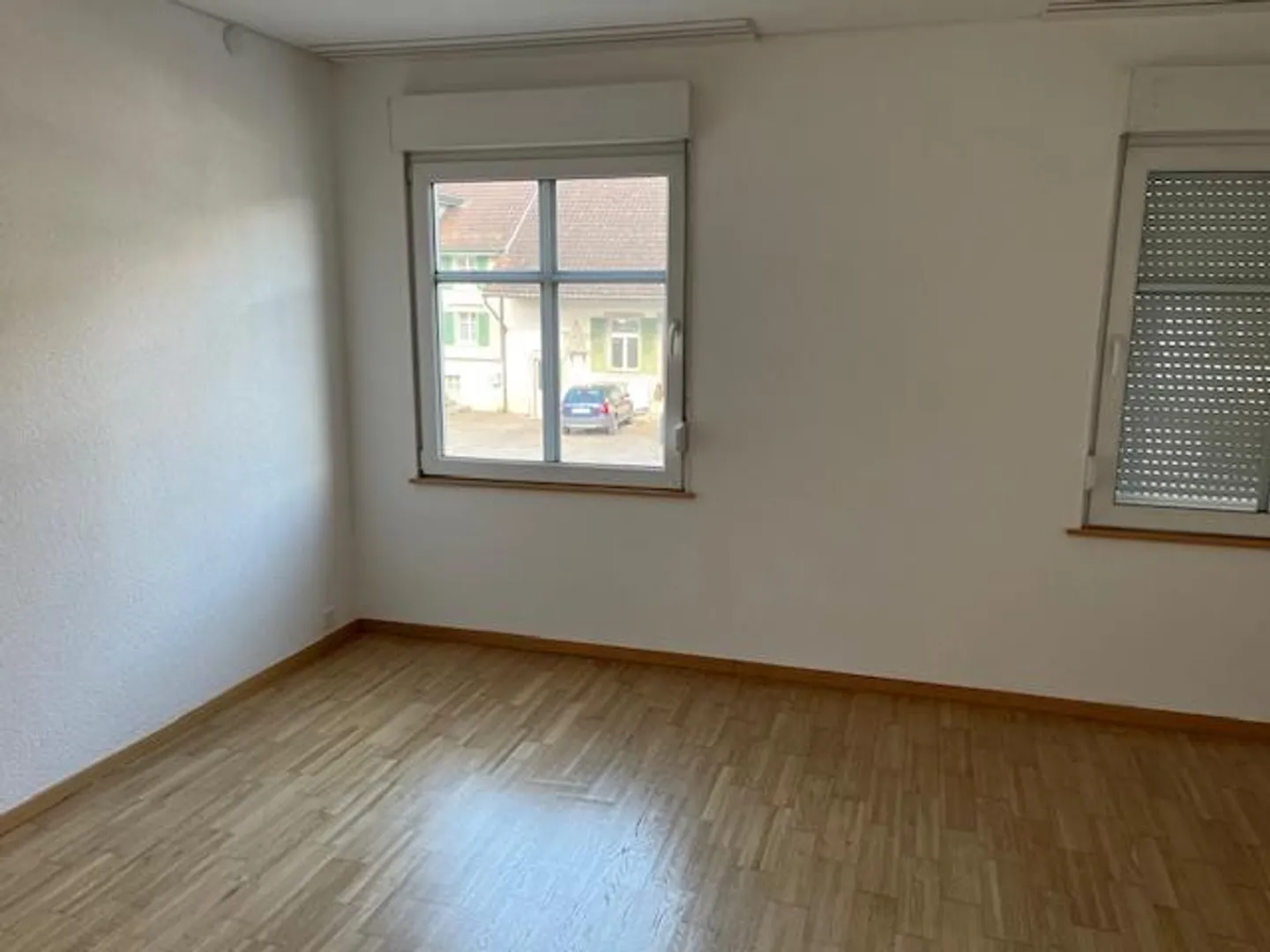 Appartamento di 6,5 locali in posizione centrale - Foto 3 di 9