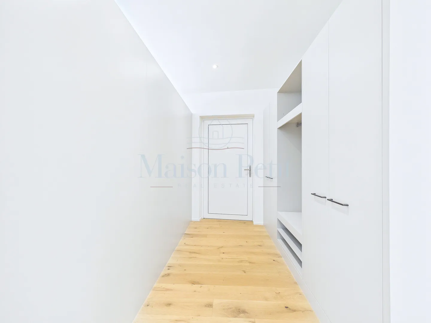 Perfect for Families: Scenic Views, Space, and Low Utility Costs - Move in Without Construction Stress. - Photo 9 of 13