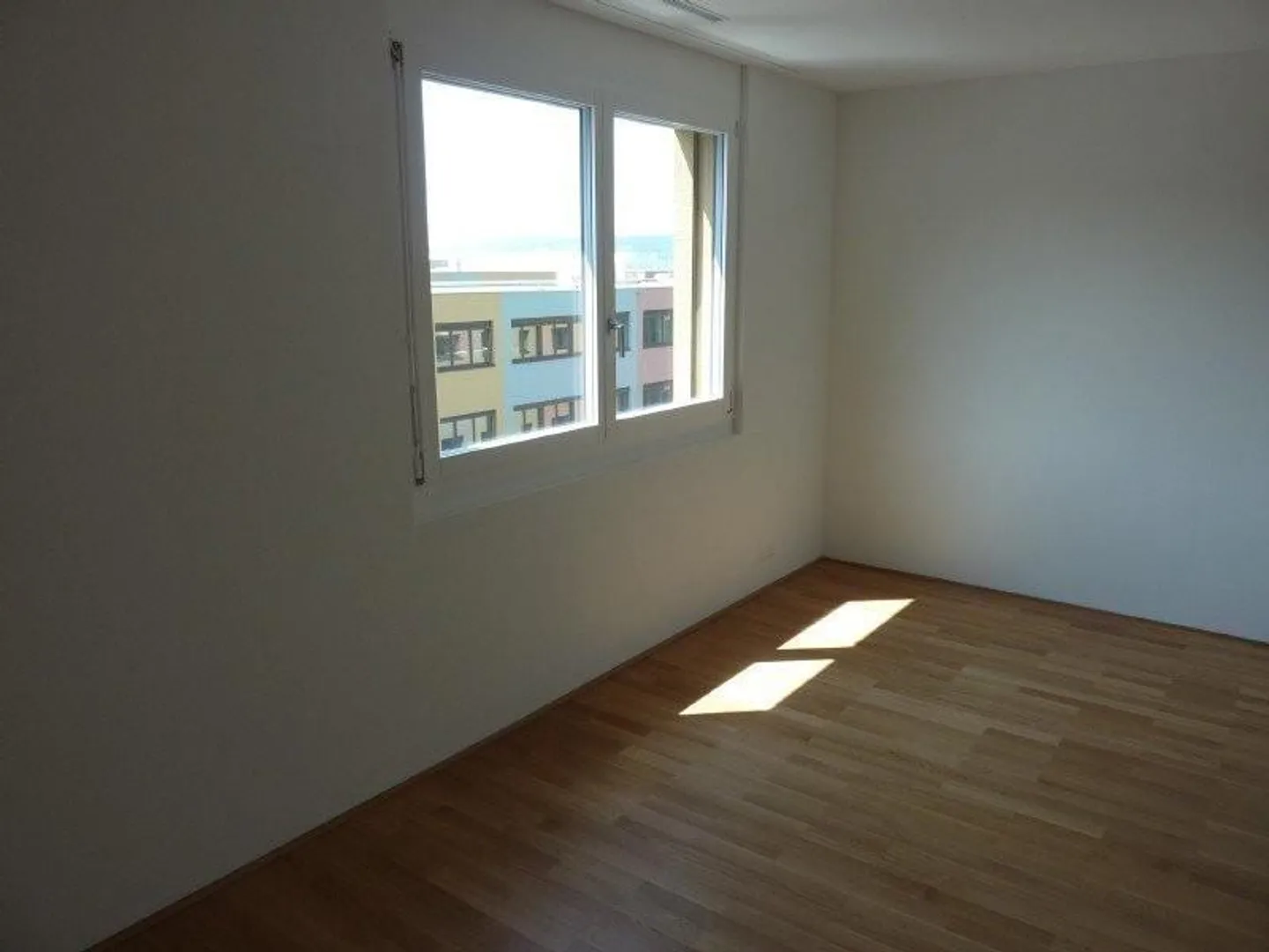 Elegante Wohnung in Staldenbach - Foto 4 von 9
