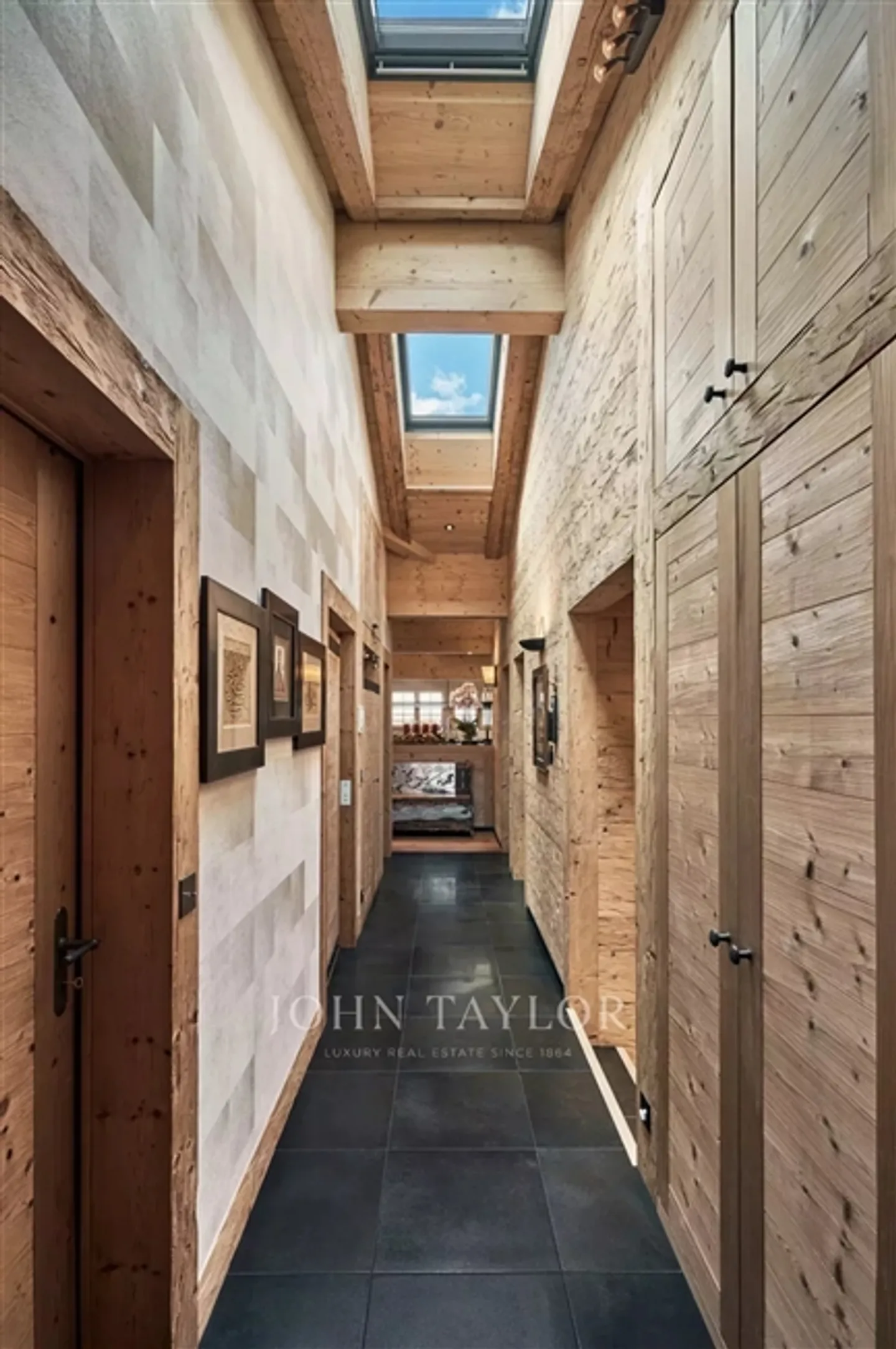 Penthouse luxueux à Feutersoey, près de Gstaad et d'un des plus beaux lacs de Suisse - Photo 4 sur 11