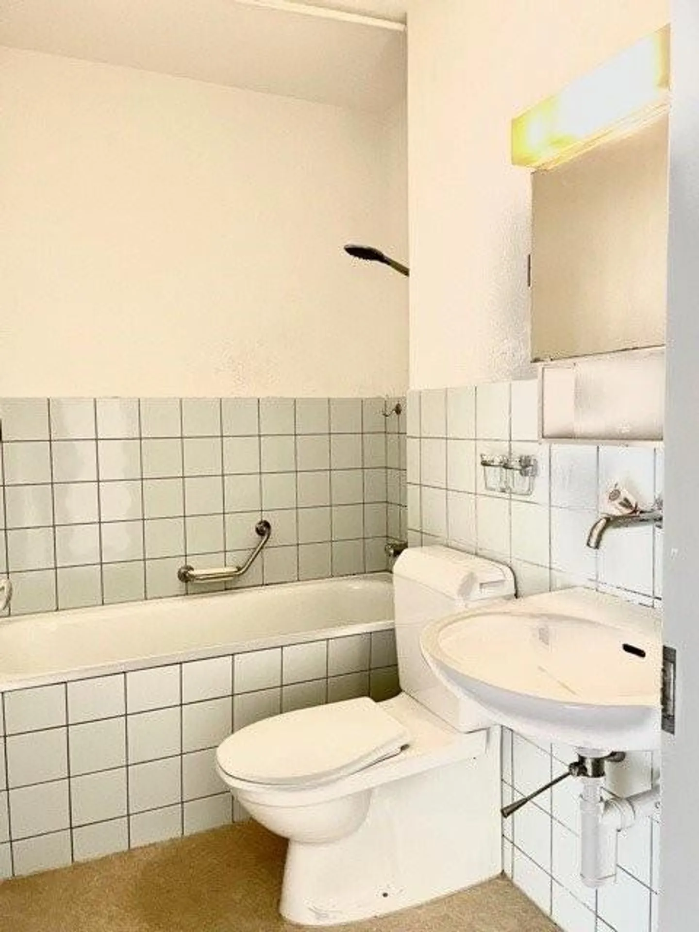 Geräumige Wohnung in zentraler Lage - Foto 9 von 9