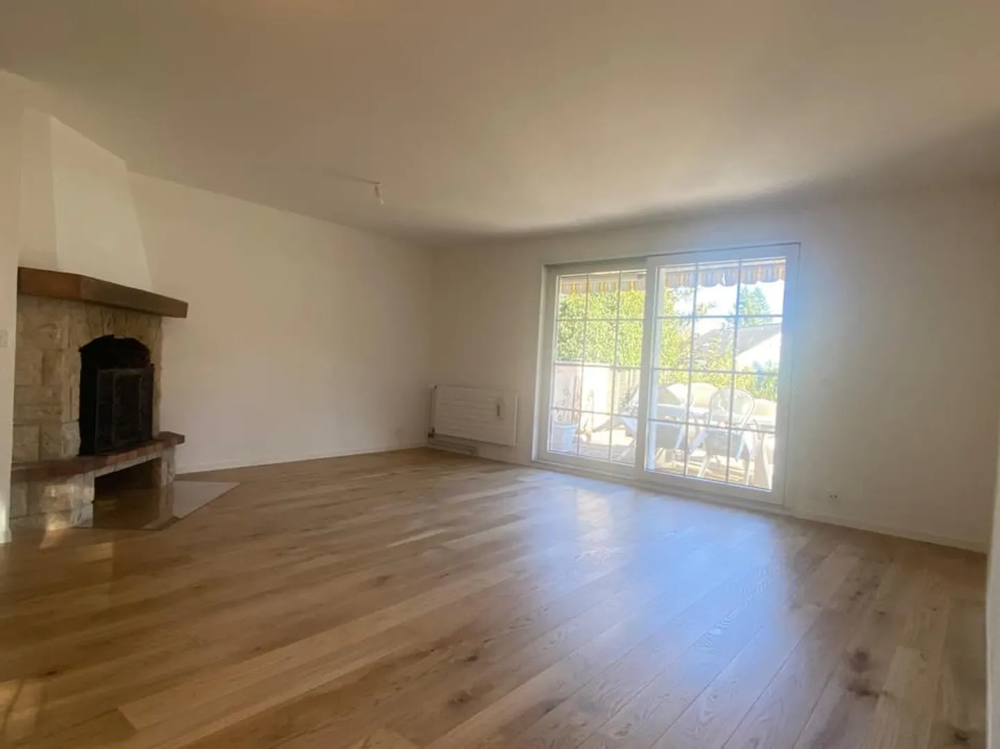 Casa bifamiliare di 6 stanze a Mies - Foto 2 di 12