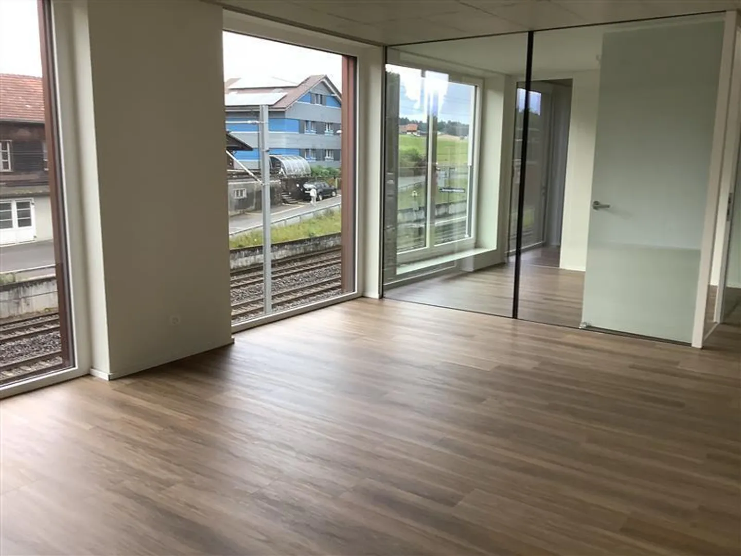 Moderne 3,5 Zimmerwohnung - Foto 3 von 7