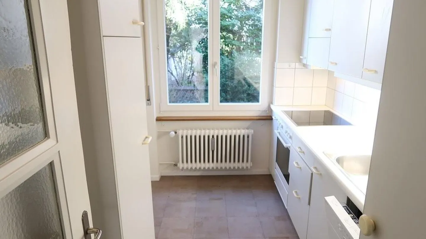 Central Living with Garden Seating Area - Photo 5 of 8