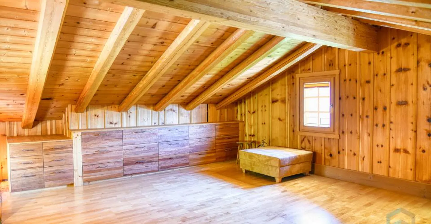 EXCLUSIVE Beautiful individual chalet of 264m² with annexes - Photo 5 of 11