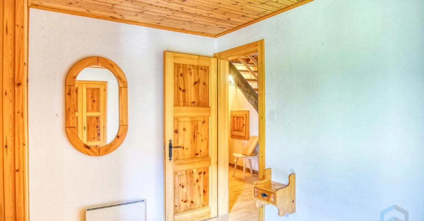 EXCLUSIVE Beautiful individual chalet of 264m² with annexes - Photo 6 of 11
