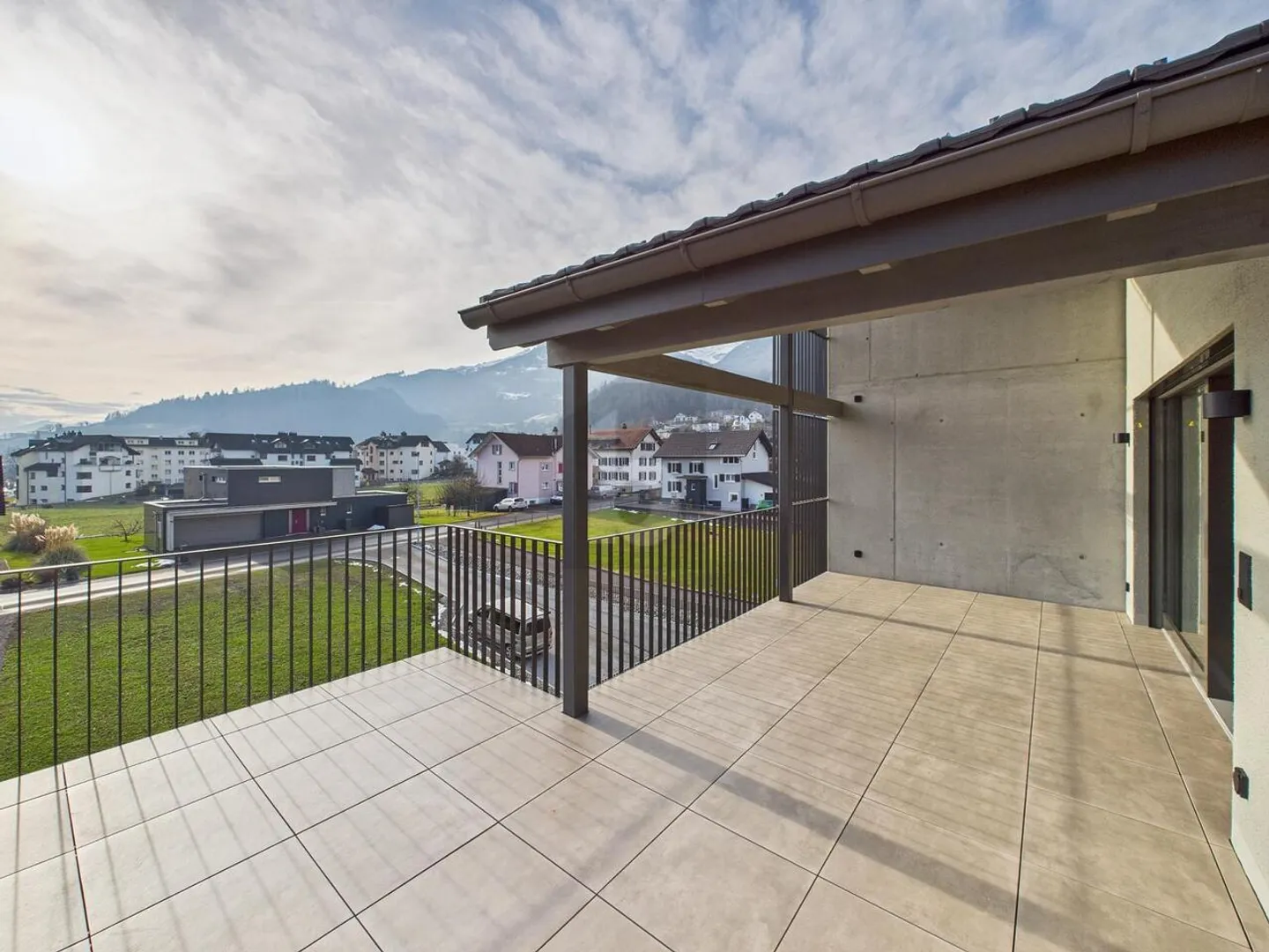 Modern Penthouse in Werdenberg - Photo 2 of 6