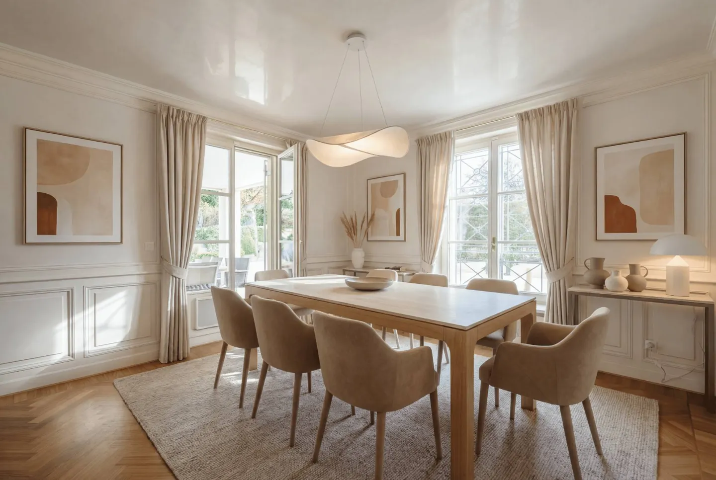 Magnificent 7-room apartment with terrace in an exclusive residence - Photo 2 of 9