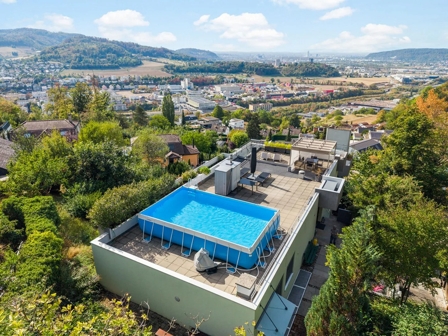 Penthouse apartment with panorama, roof terraces and separate guest apartment - Photo 3 of 14