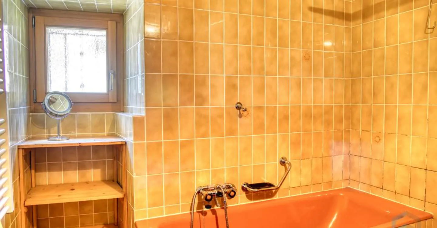 EXCLUSIVE Beautiful individual chalet of 264m² with annexes - Photo 8 of 11