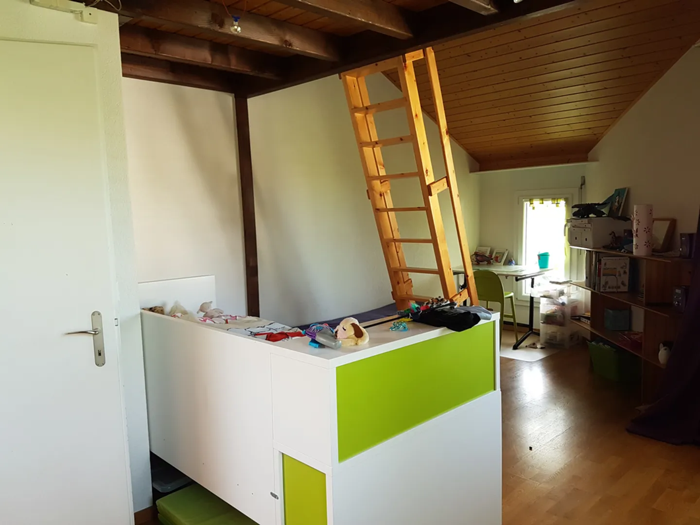 ZU VERMIETEN! Prächtige Villa in einem Wohngebiet von Bussigny - Foto 8 von 12