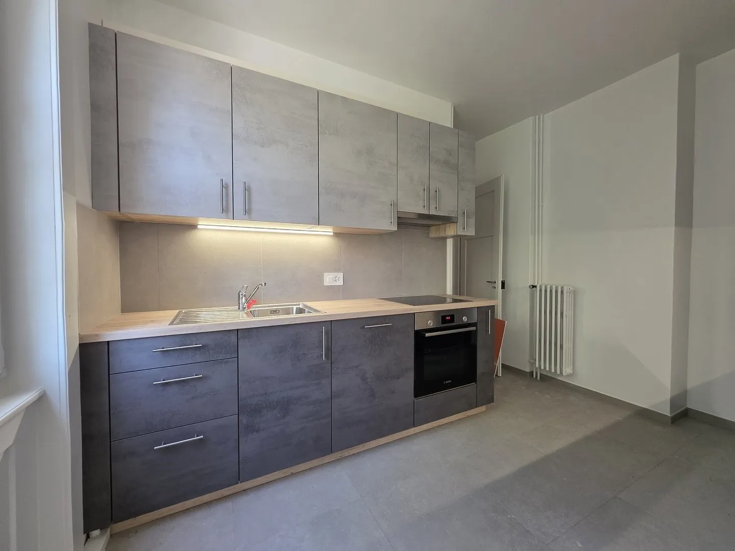 Appartamento ristrutturato con 3 stanze al 1° Ovest - Foto 1 di 9