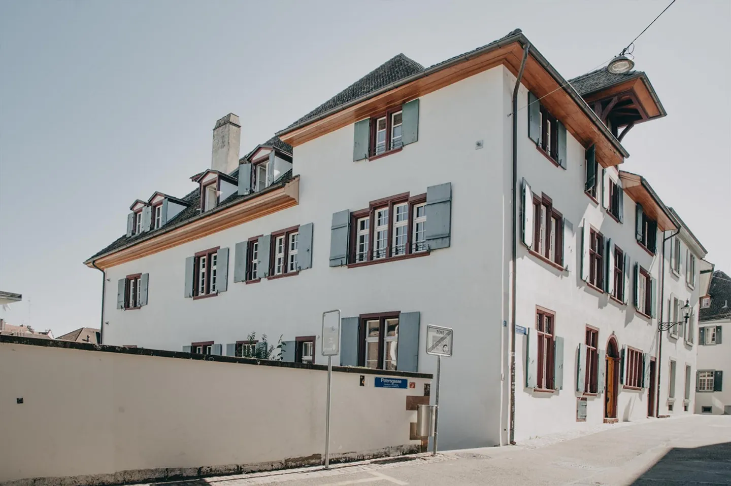 Bel appartement entièrement meublé dans la vieille ville - Photo 8 sur 19