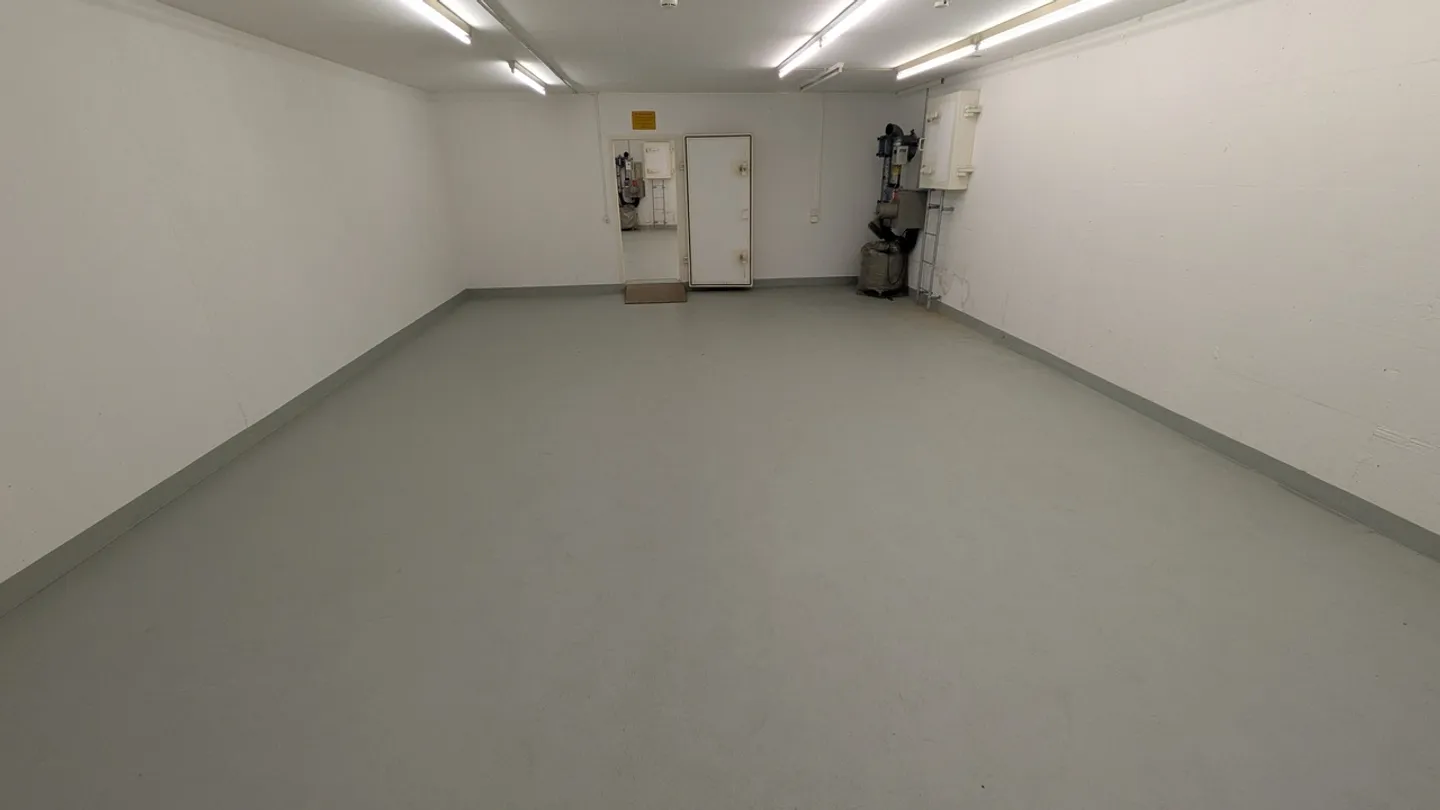 Espace de stockage spacieux à Zurich - Photo 7 sur 13