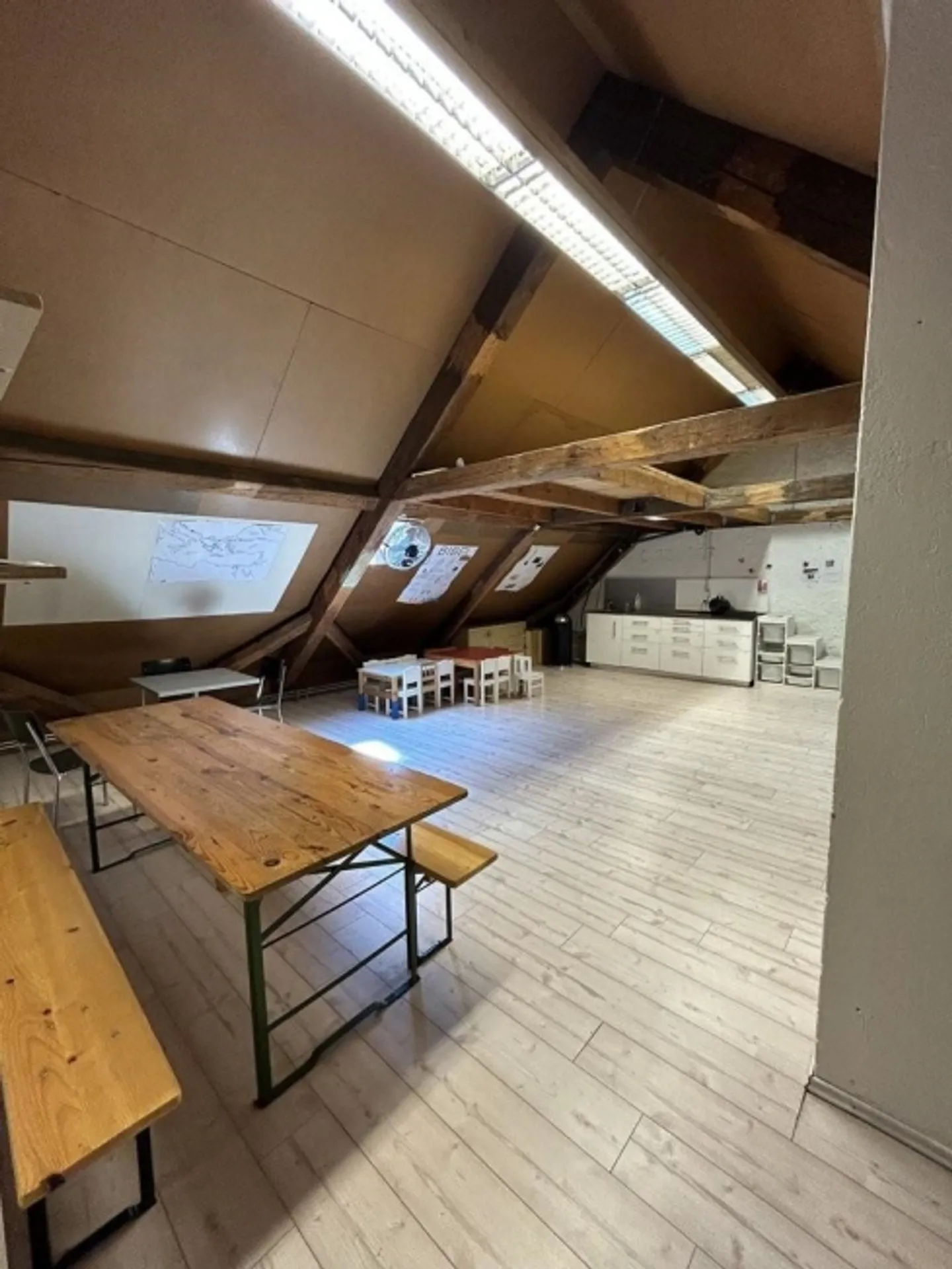 Ampio spazio di stoccaggio/hobby ad Aarau - Foto 3 di 3