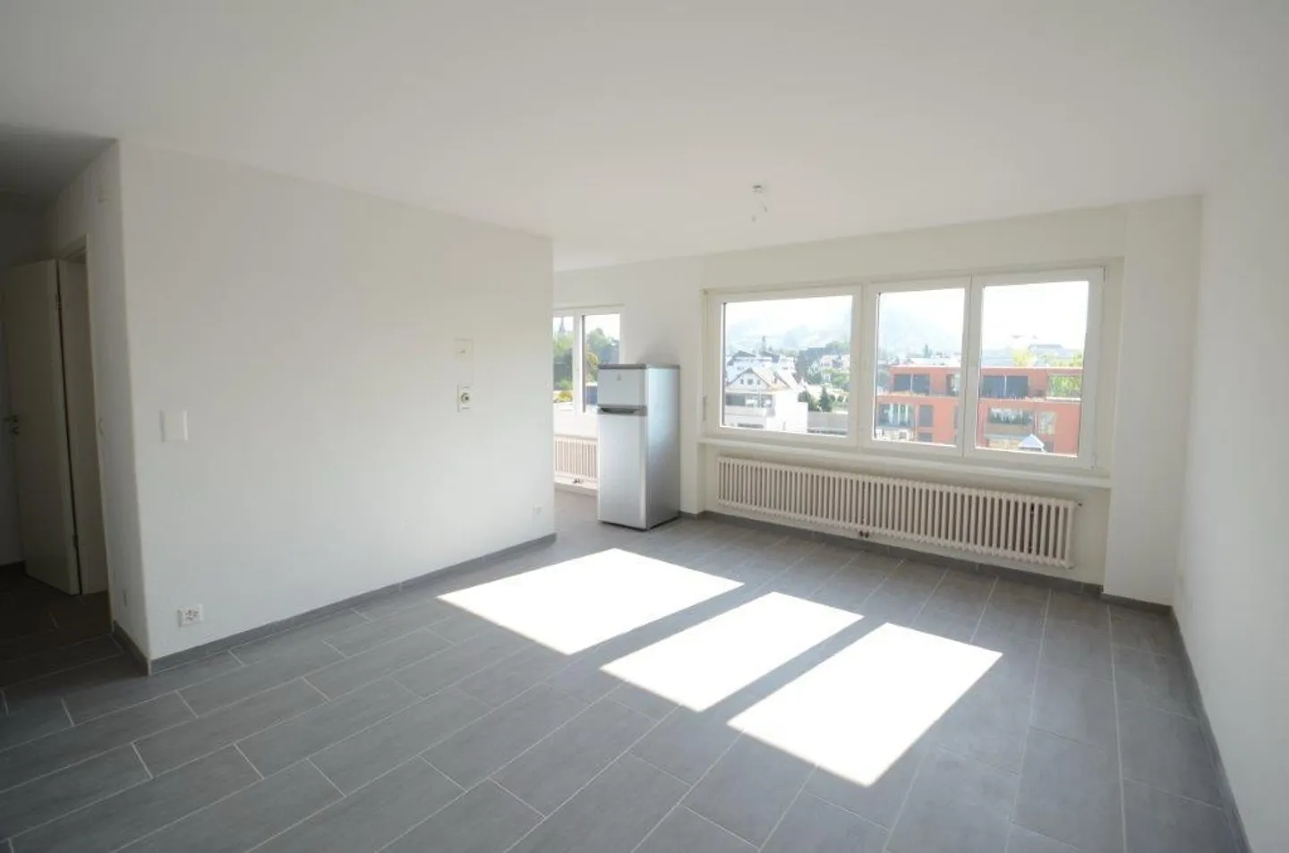 Gepflegtes Renditeobjekt (vermietet) mitten in Wettingen - Foto 1 von 6