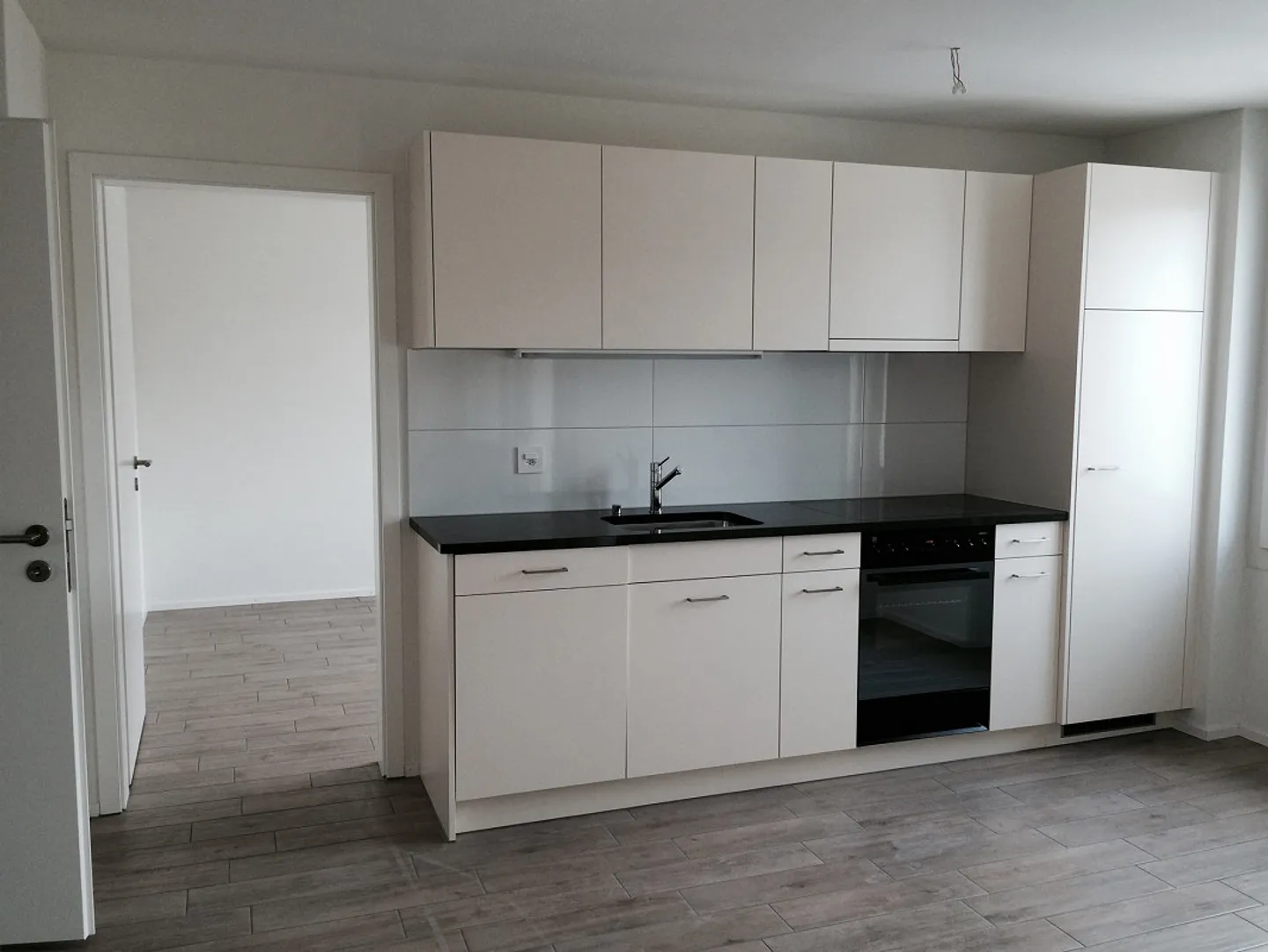 Living Directly by the Lake - Photo 4 of 11