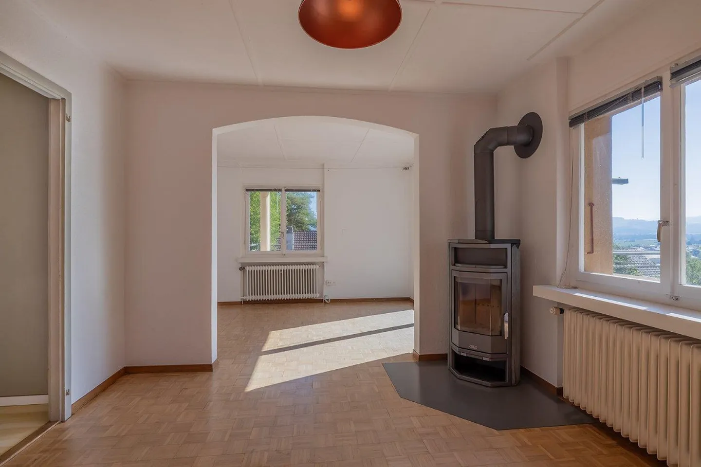 Appartamento affascinante 3.5 locali con balcone e oasi di calma a Belp - Foto 1 di 8