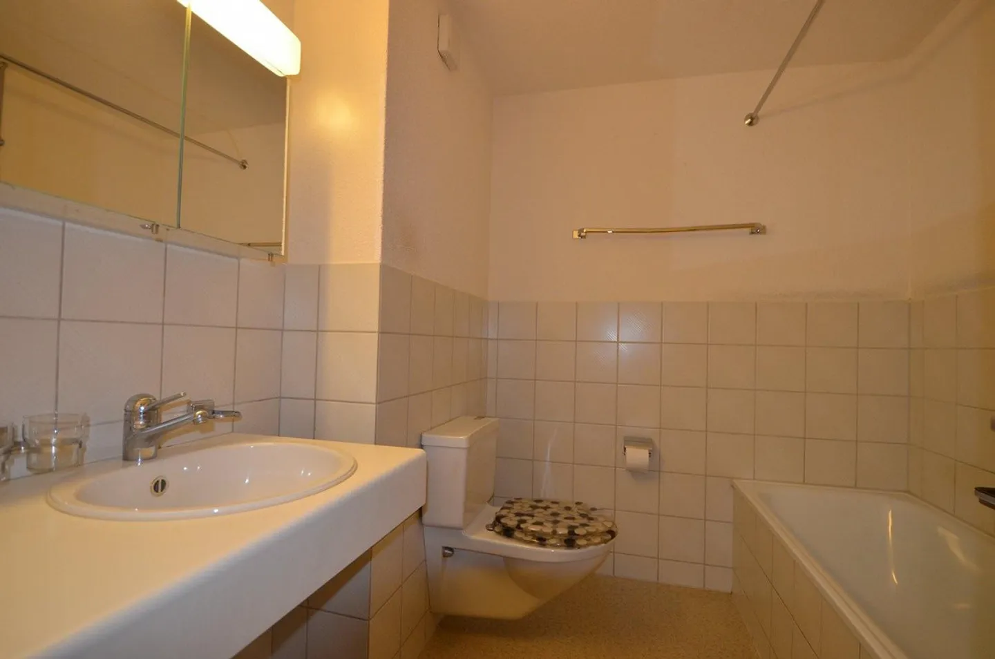 Appartamento al piano terra soleggiato di 3,5 locali a Worb - Foto 3 di 10