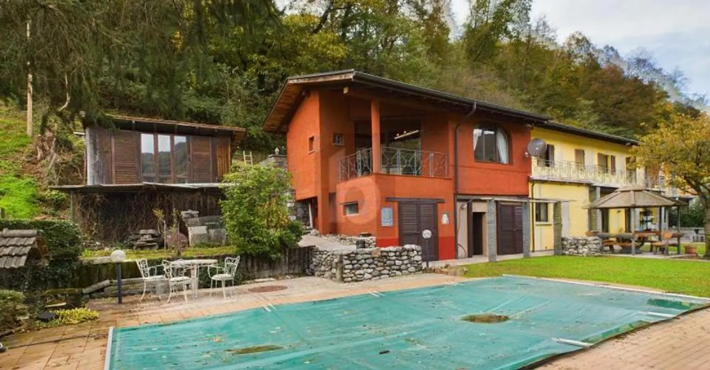 Maison Familiale Spacieuse à Montagnola - Photo 2 sur 6