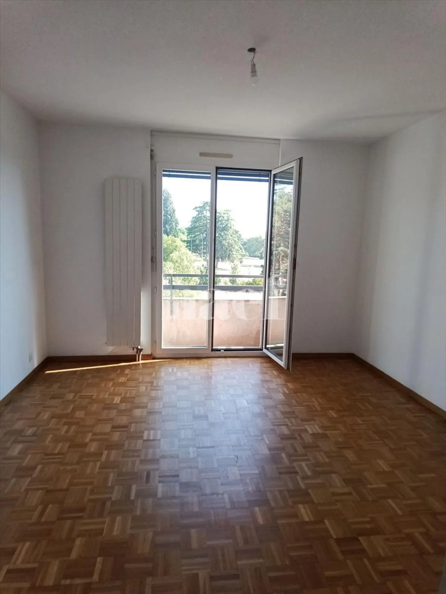 5-room apartment - Photo 4 of 8