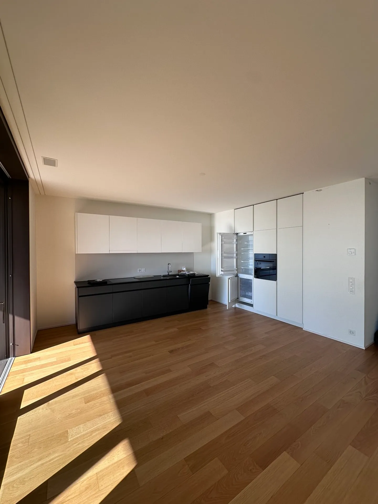 Elegante Wohnung mit Seesicht - Foto 7 von 14