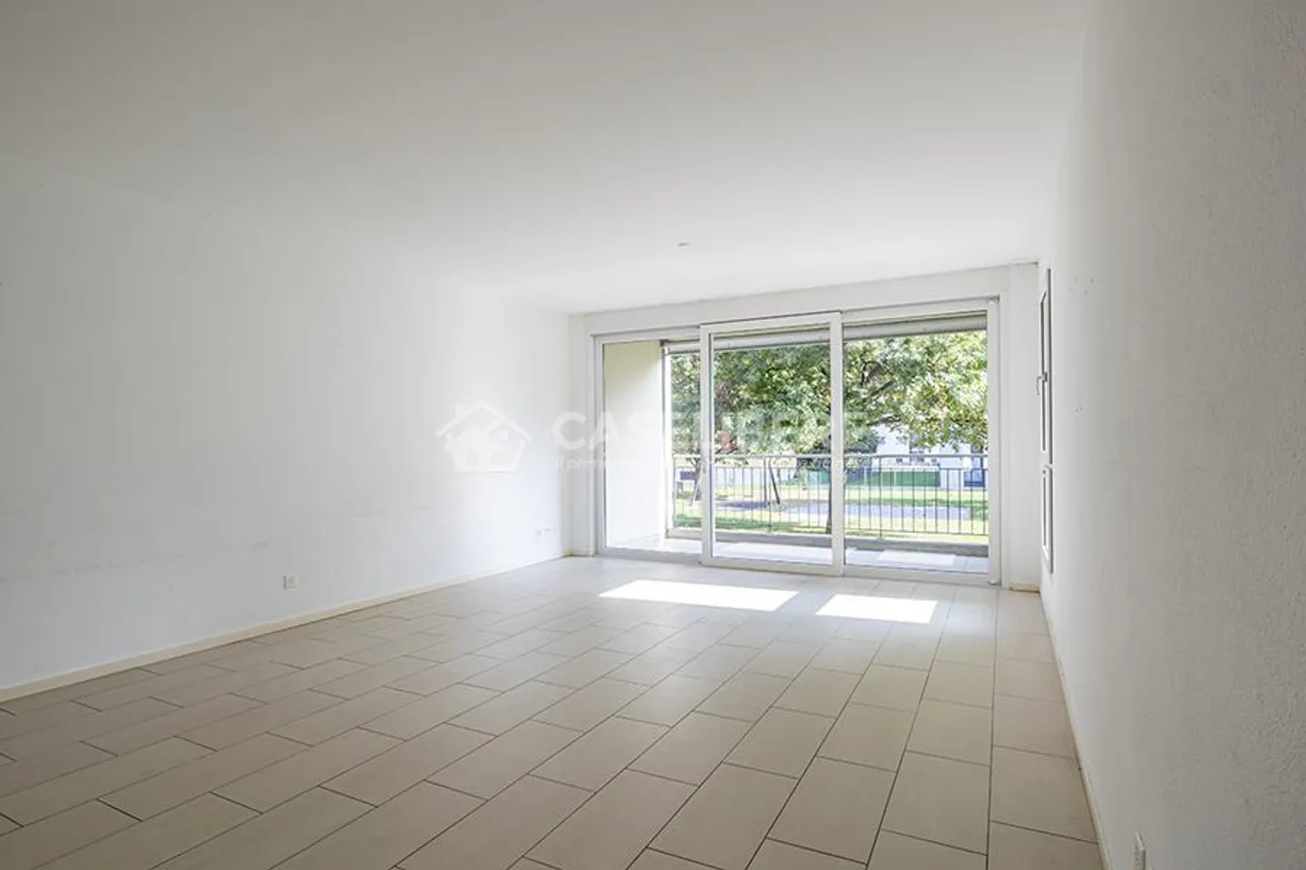 ELEGANTE 3.5 ZIMMER IN BELLINZONA MIT GARTEN - Foto 1 von 12