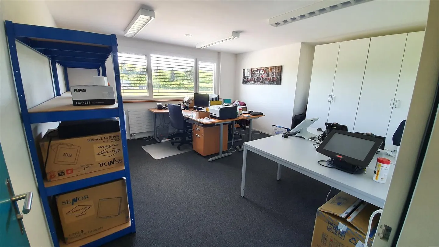 04630 - Büro - CH. COMBERNESSE 2 - ROSSENS FR - Foto 4 von 9