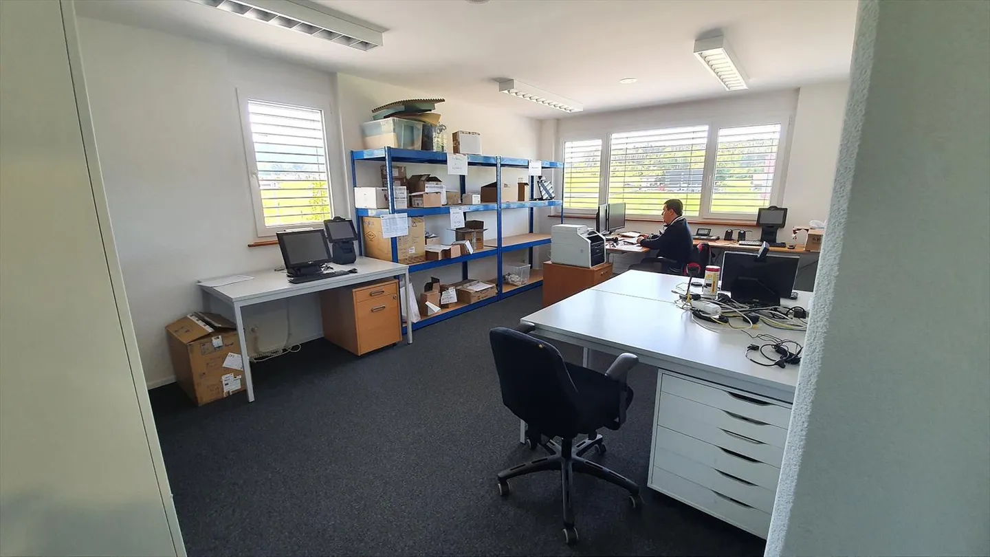 04630 - Büro - CH. COMBERNESSE 2 - ROSSENS FR - Foto 5 von 9